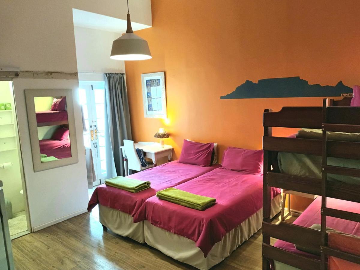 House On The Hill Hostel *