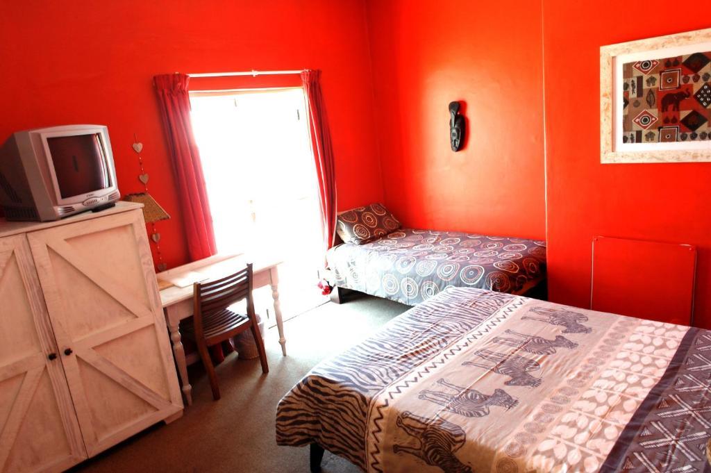 House On The Hill Hostel Cape Town